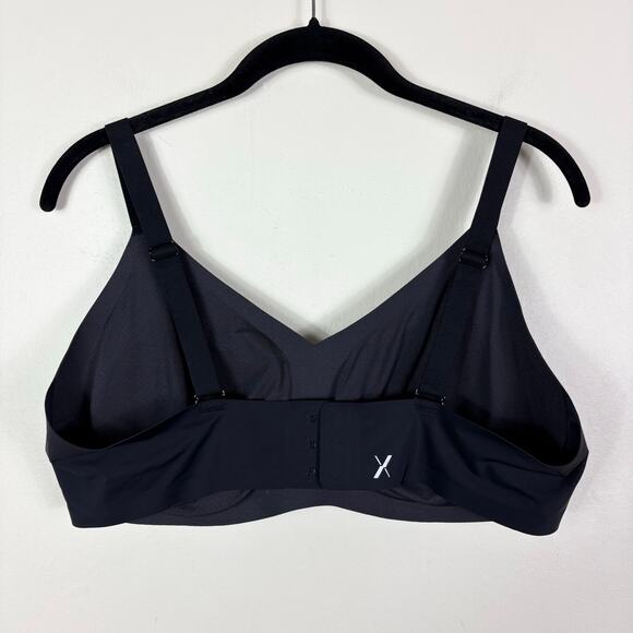 Knix Black Lightweight Adjustable Padded V Neck Evolution Bra - Picture 5 of 8